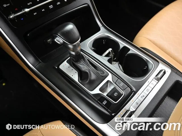 Kia Carnival 2022 thumb 10