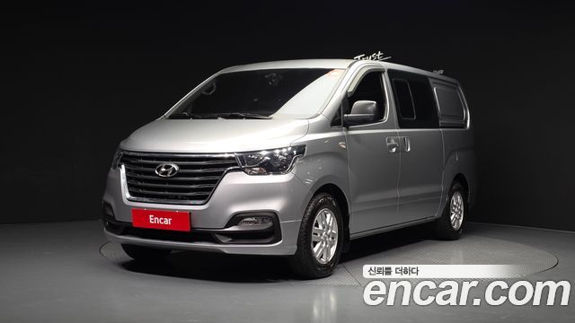 Hyundai Starex 2018 thumb 2