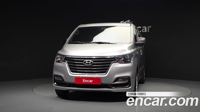 Hyundai Starex 2018 thumb 3