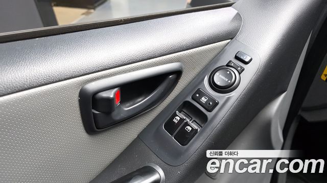 Hyundai Starex 2018 thumb 12