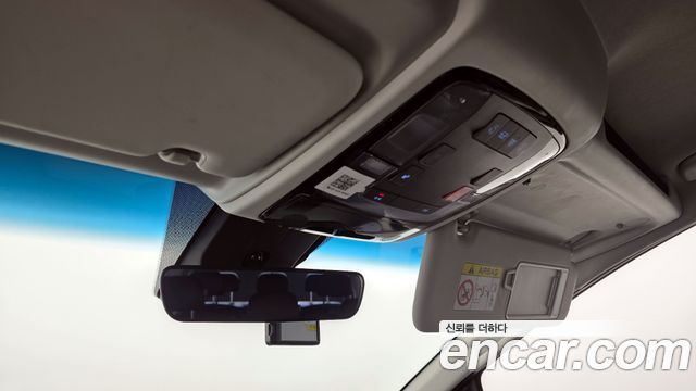Hyundai Staria 2023 thumb 11