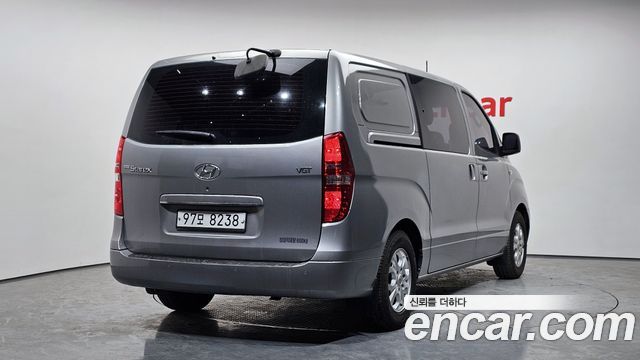 Hyundai Starex 2015 thumb 3
