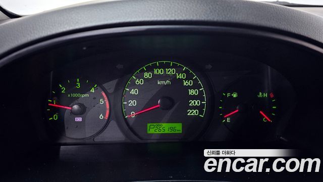 Hyundai Starex 2015 thumb 9