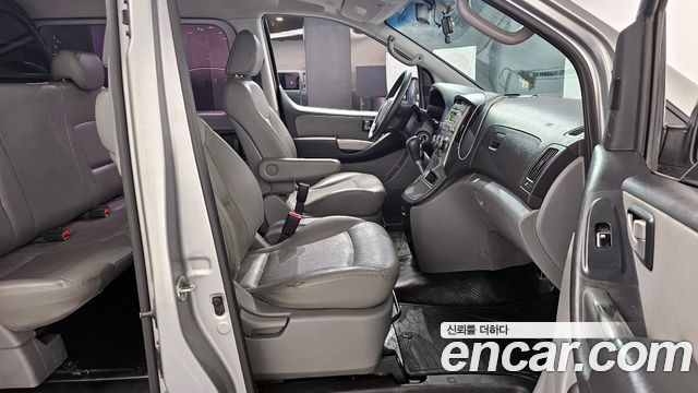 Hyundai Starex 2015 thumb 10