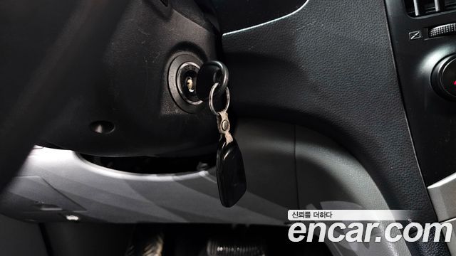 Hyundai Starex 2015 thumb 11