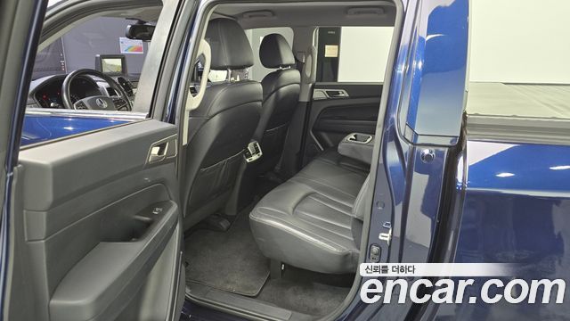 SsangYong Rexton 2019 thumb 2