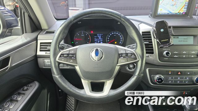 SsangYong Rexton 2019 thumb 9