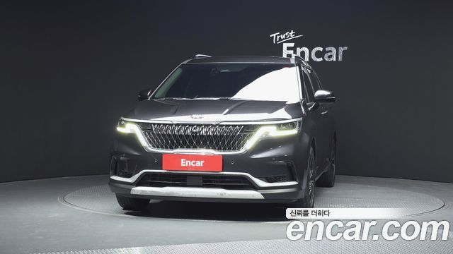 Kia Carnival 2020 thumb 4