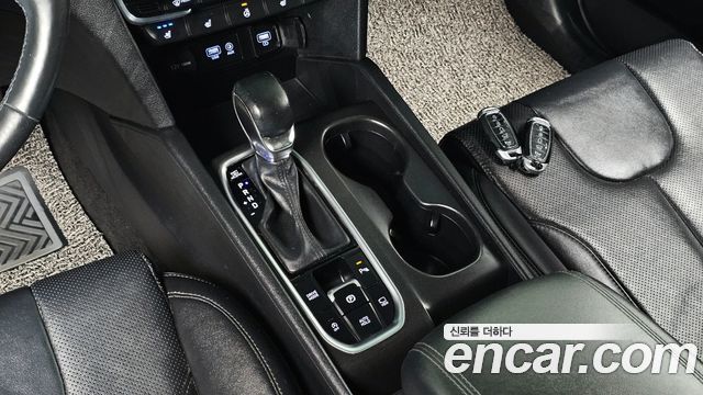 Hyundai Santa Fe 2020 thumb 9