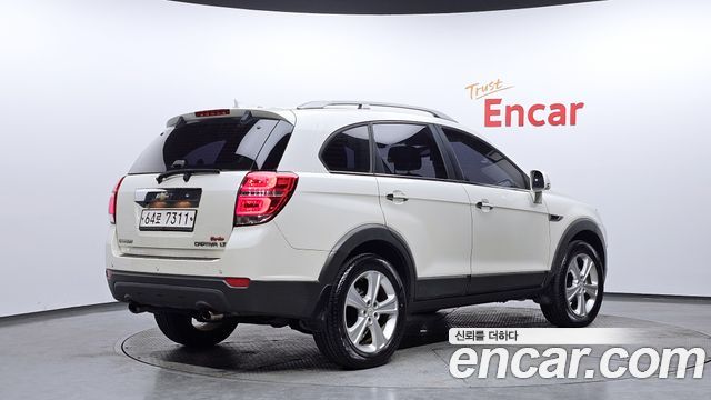 Chevrolet Captiva 2012 thumb 3
