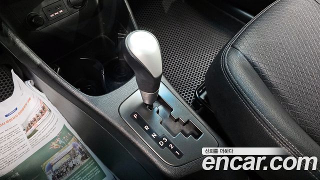 Kia Morning 2012 thumb 10