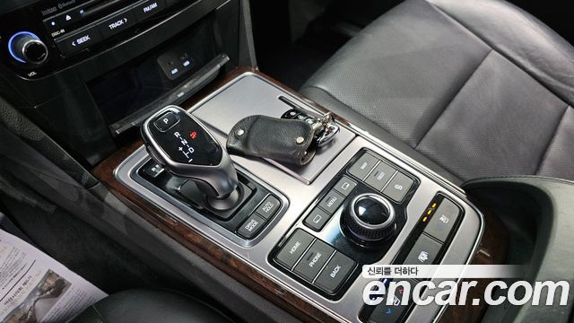 Hyundai Equus 2013 thumb 10