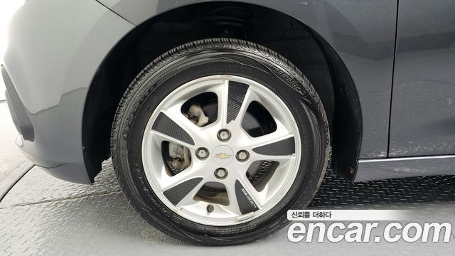 Chevrolet Spark 2016 thumb 6