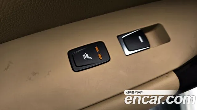 Hyundai Grandeur 2015 thumb 12