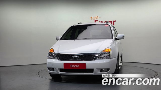 Kia Carnival 2014 thumb 4