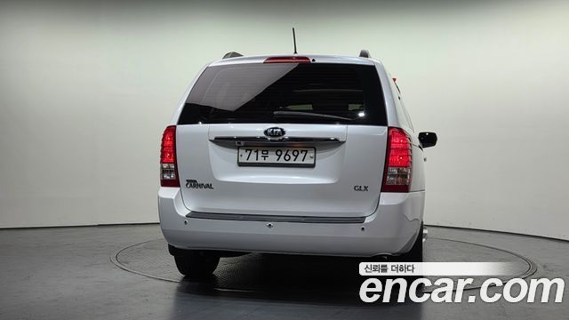 Kia Carnival 2014 thumb 5
