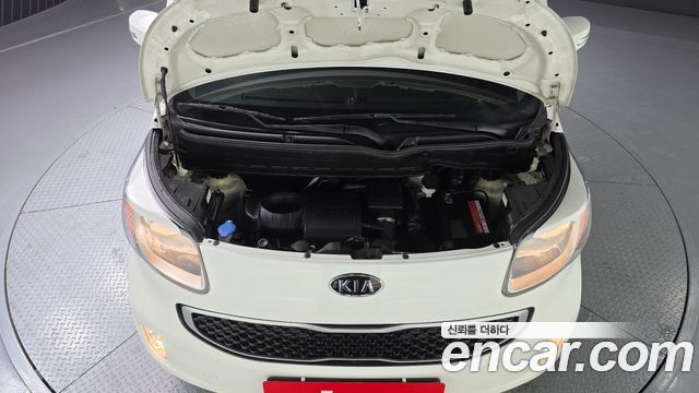 Kia Ray 2012 thumb 6