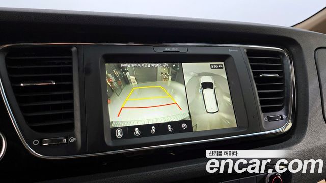 Kia Carnival 2020 thumb 11