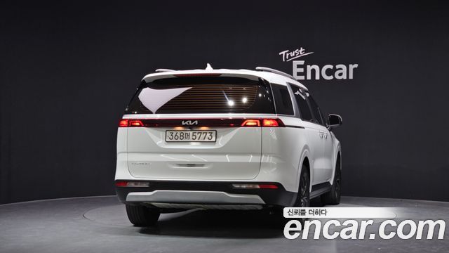 Kia Carnival 2022 thumb 5