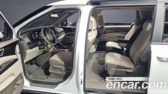 Kia Carnival 2022 thumb 11