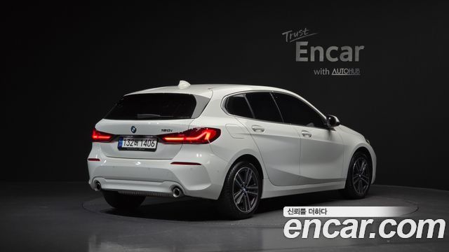BMW 1 серии 2022 thumb 6