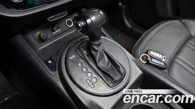 Kia Sportage 2012 thumb 9