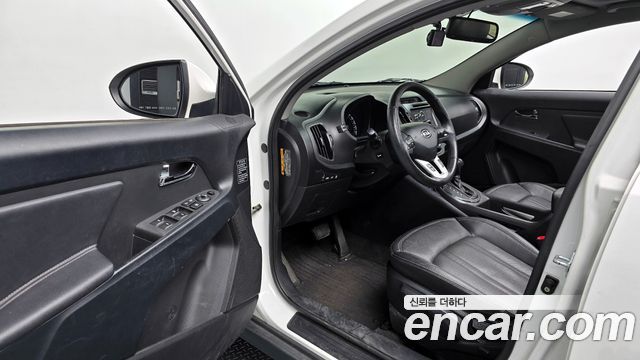 Kia Sportage 2012 thumb 11