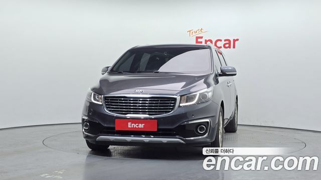 Kia Carnival 2015 thumb 4
