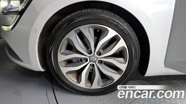 Renault Korea SM6 2016 thumb 6