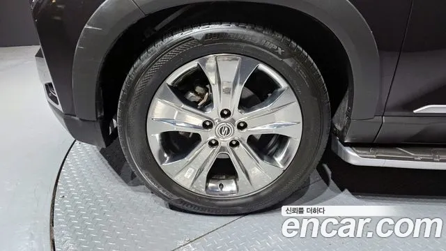 SsangYong Rexton 2023 thumb 6