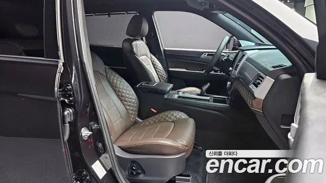 SsangYong Rexton 2023 thumb 10