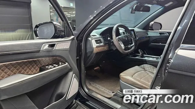 SsangYong Rexton 2023 thumb 12
