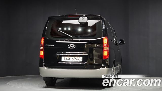 Hyundai Starex 2018 thumb 4