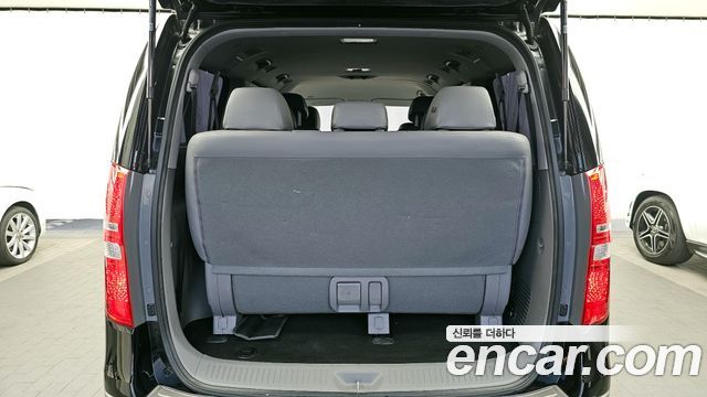 Hyundai Starex 2018 thumb 12