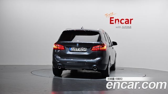 BMW 2 серии 2021 thumb 2