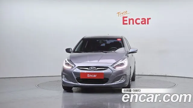 Hyundai Accent 2013 thumb 4