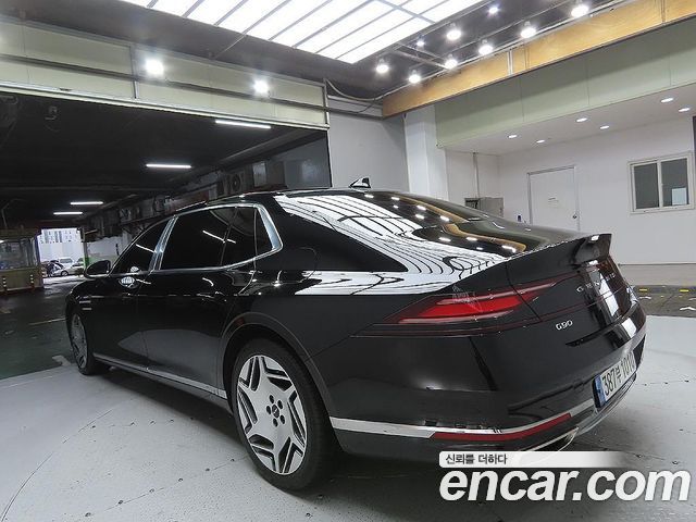 Genesis G90 2022 thumb 4