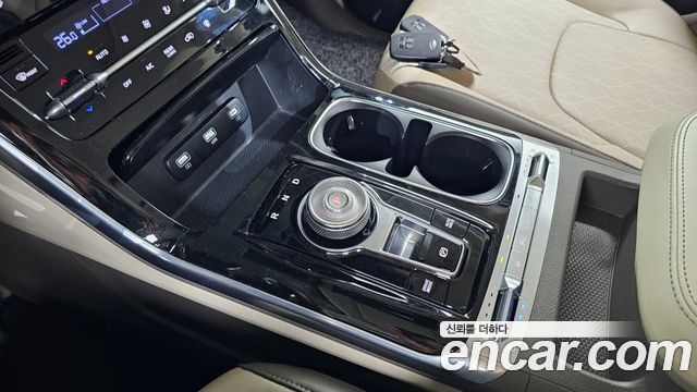 Kia Carnival 2020 thumb 10