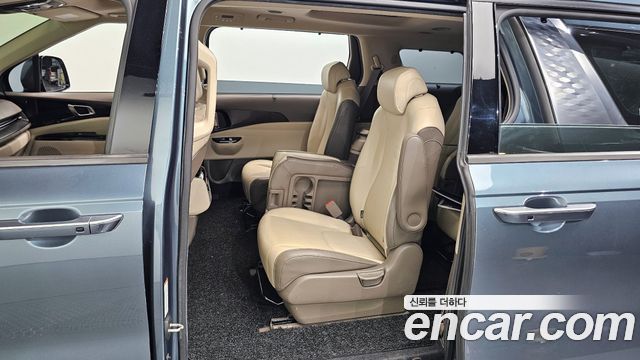 Kia Carnival 2020 thumb 12