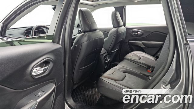 Jeep Cherokee 2021 thumb 9