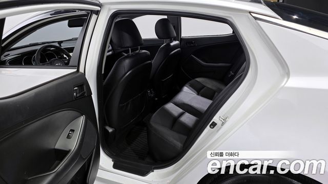 Kia K5 2015 thumb 12