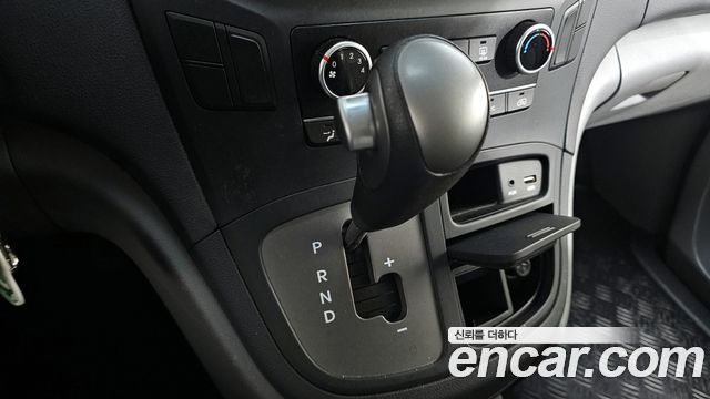 Hyundai Starex 2020 thumb 10