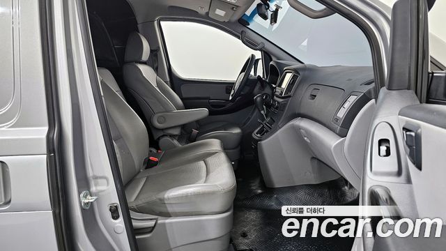 Hyundai Starex 2020 thumb 11