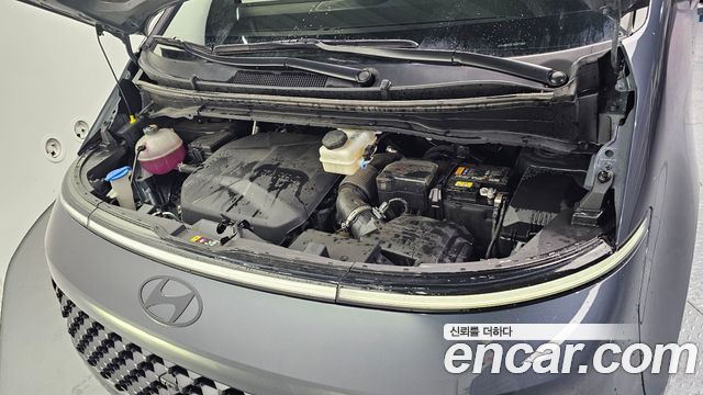 Hyundai Staria 2024 thumb 7