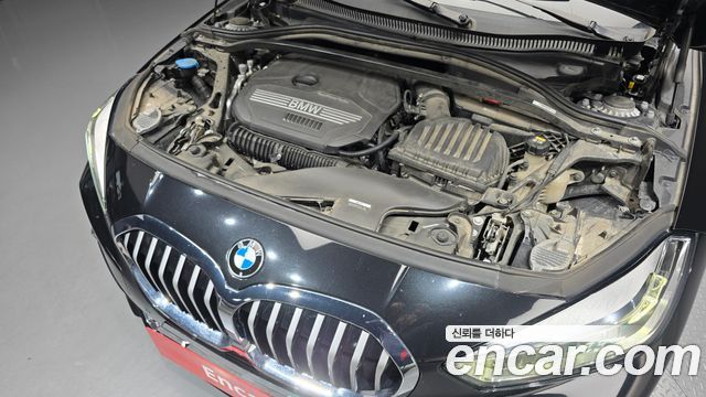 BMW 1 серии 2022 thumb 11