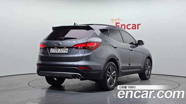 Hyundai Santa Fe 2015 thumb 3