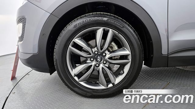 Hyundai Santa Fe 2015 thumb 6