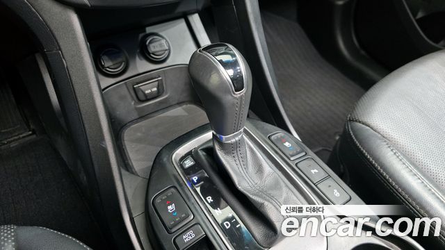 Hyundai Santa Fe 2015 thumb 10