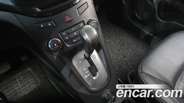 Chevrolet Orlando 2011 thumb 10
