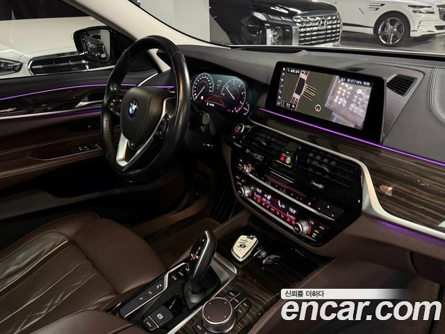 BMW 3 серии GT 2019 thumb 4